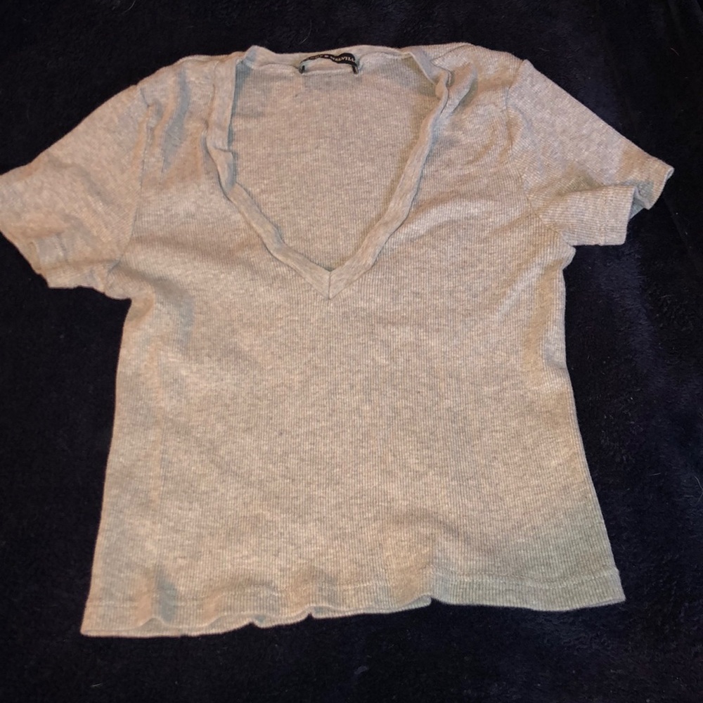 Brandy Melville grey shirt